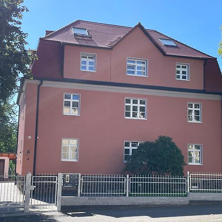Apartment-Haus Landeskrone Dresden Ngoại thất bức ảnh